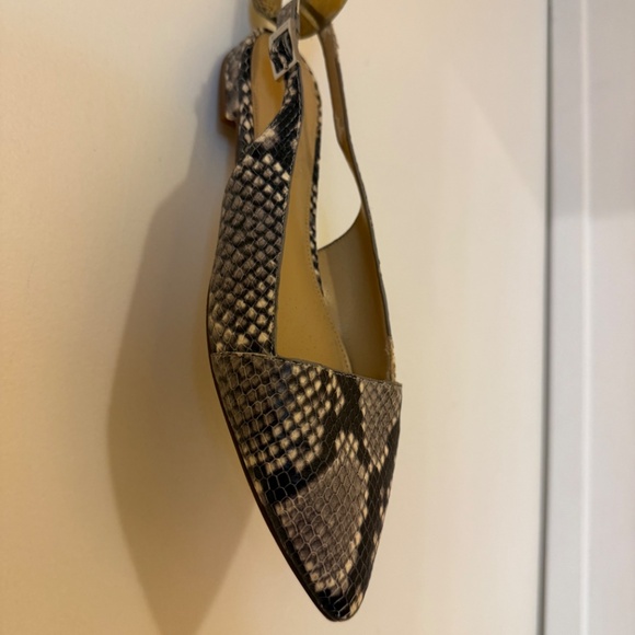 VERY GOOD CONDITION, 7.5 WOMENS, MICHAEL KORS SLINGS - Picture 3 of 6